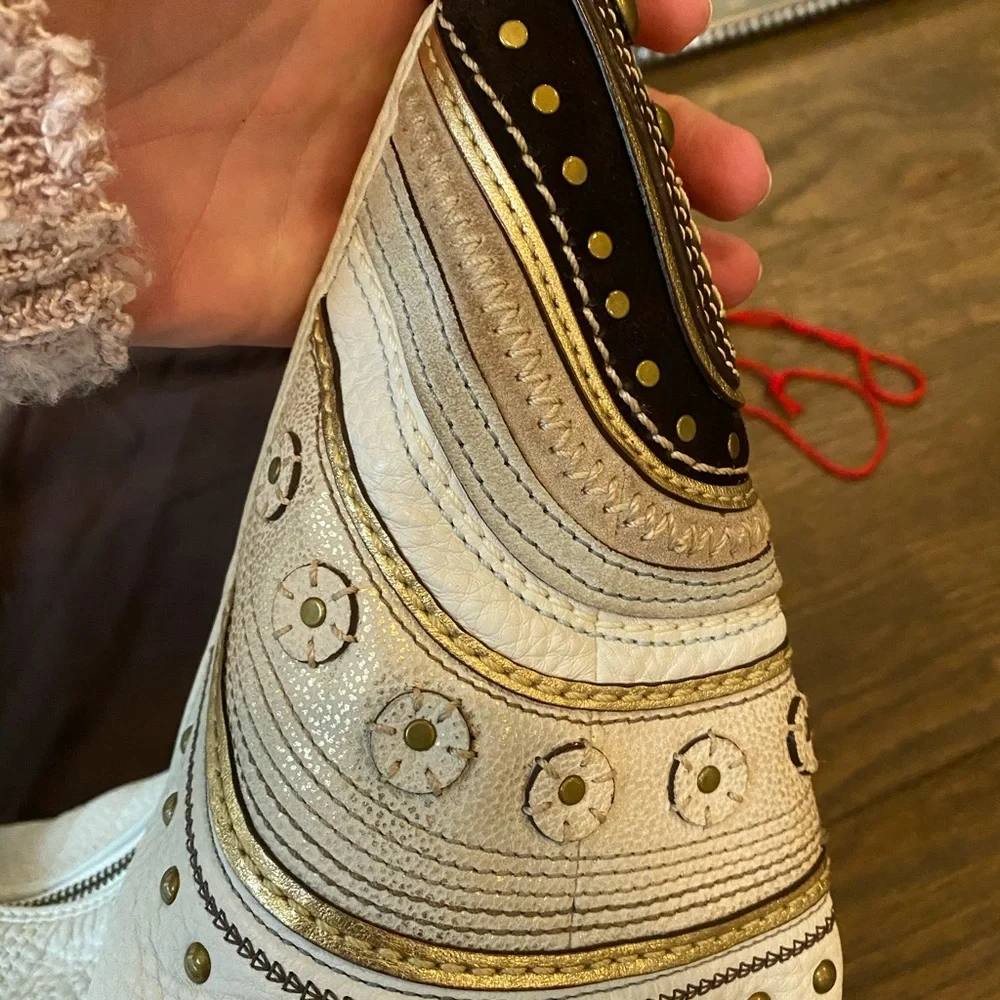 Coach Stitched Studded Leather Bag G063-10478 - Picture 5 of 9